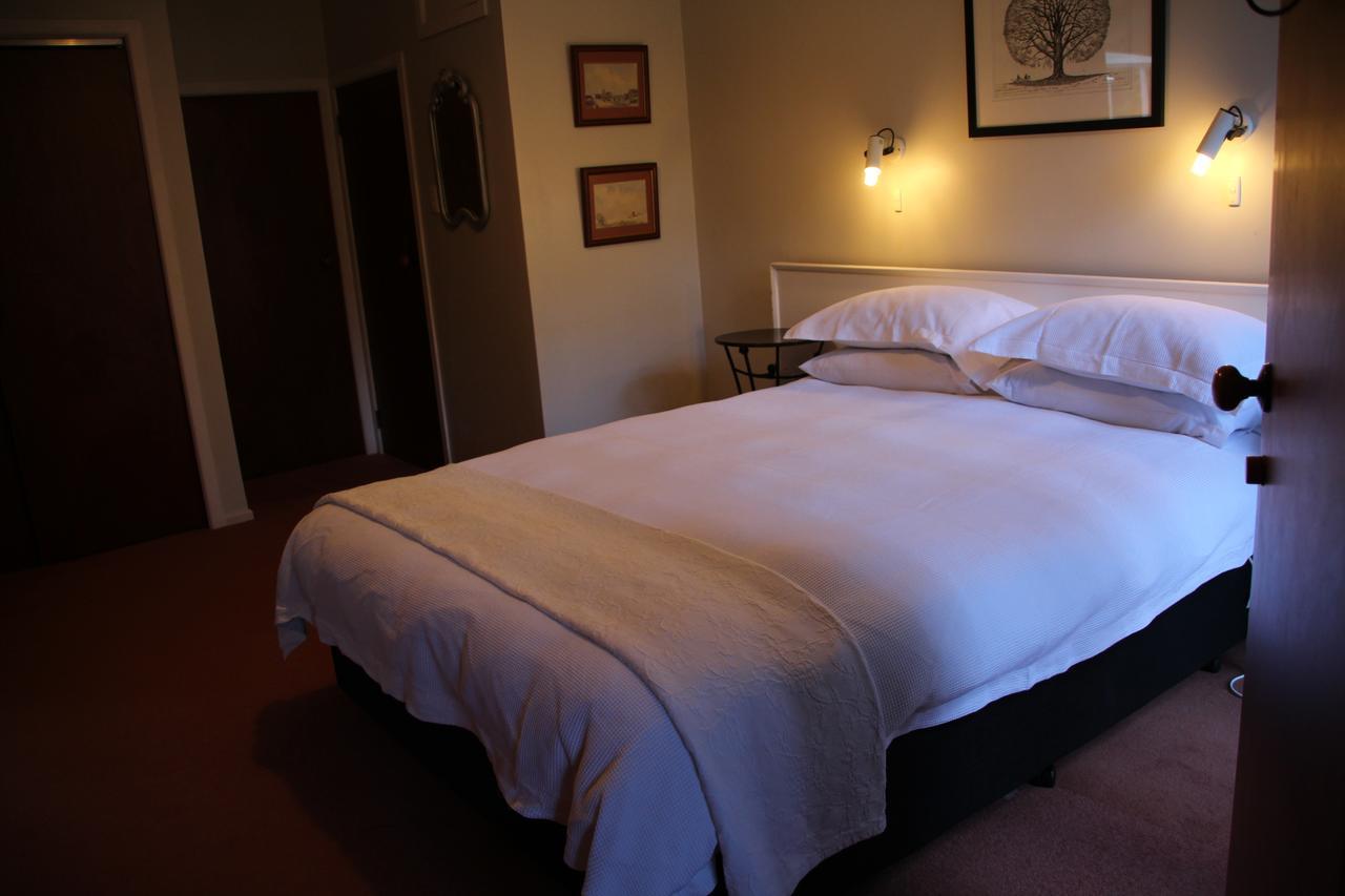 Punehu Stream Cottage Opunake Eksteriør billede